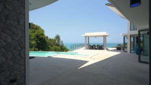 Sea-view pool villa in Koh Samui managed by Staylar